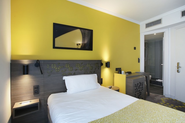 ホテル エッフェル キャピトル