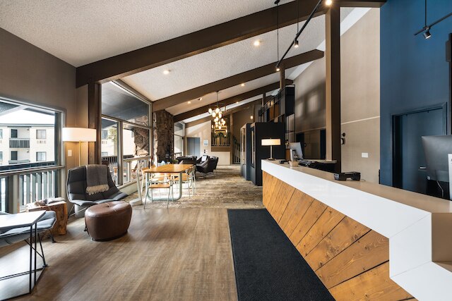 グラビティ ハウス スチームボート