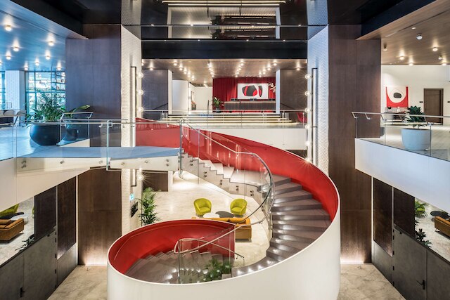 キャノピ バイ ヒルトン マドリード カステリャーナ