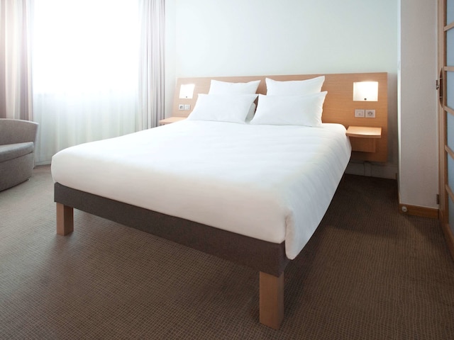 ノボテル ローザンヌ ビュッスィニー