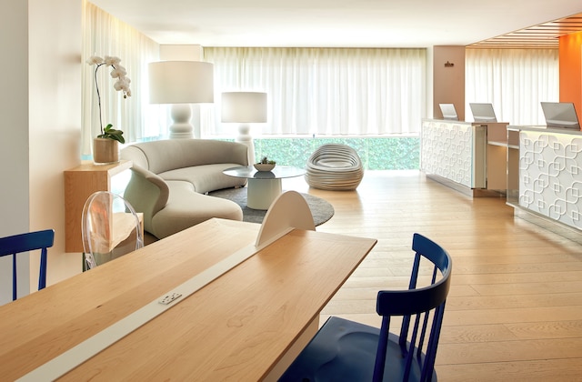 モンドリアン ロサンゼルス