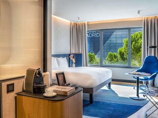 ホテル プルマン マドリッド エアポート & フェリア