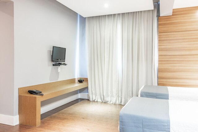 ブラストン オーガスタ