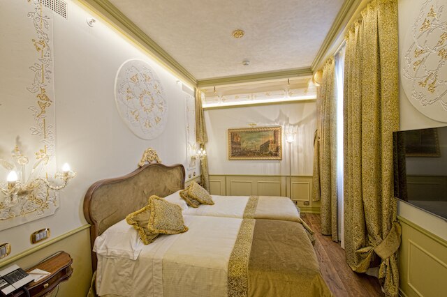 ホテル モナコ & グランド カナル