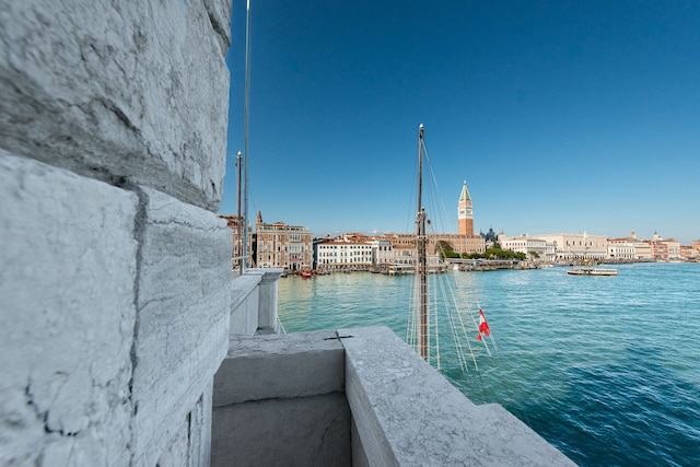 ホテル モナコ & グランド カナル