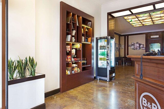 B&B ホテル ナポリ