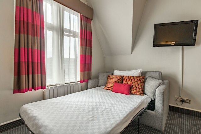 ティッスル ロンドン ブルームズベリーパーク