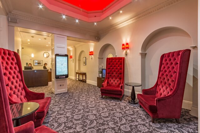 ティッスル ロンドン ブルームズベリーパーク