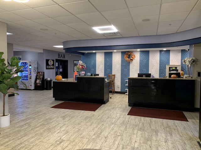 オールバニ空港イン