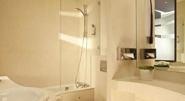 オテル リージェンツ ガーデン - アストテル