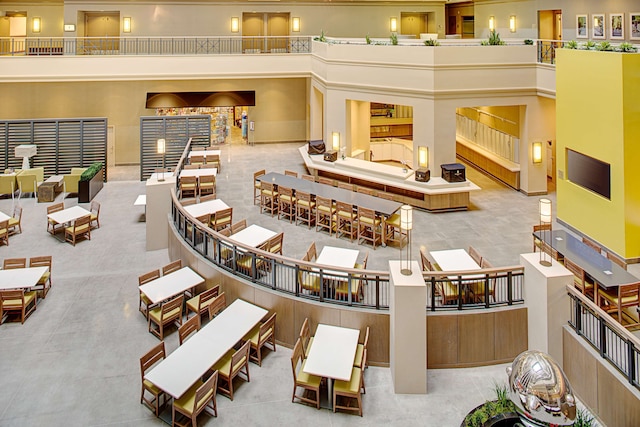 エンバシー スイーツ バイ ヒルトン サンディエゴ ベイ ダウンタウン