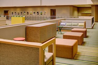 エンバシー スイーツ バイ ヒルトン サンディエゴ ベイ ダウンタウン