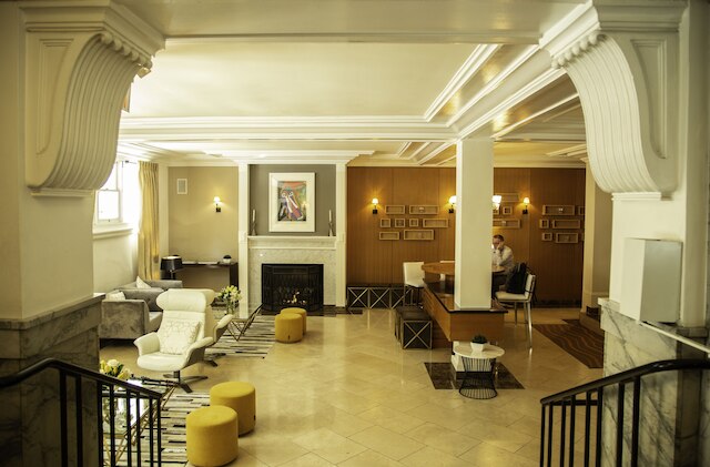 エグゼクティブ ホテル ビンテージ コート