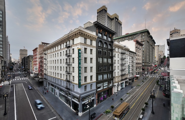 ザ バーンズ サンフランシスコ タペストリー コレクション バイ ヒルトン