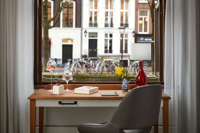 チボリ ドーレン アムステルダム  ホテル