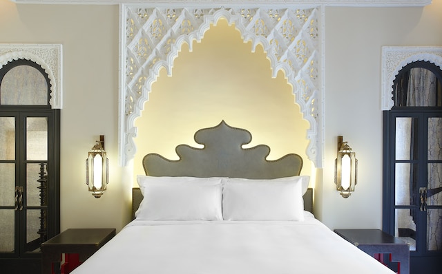 ホテル アルフォンソ XIIIラグジュアリー コレクション ホテル セビーリャ