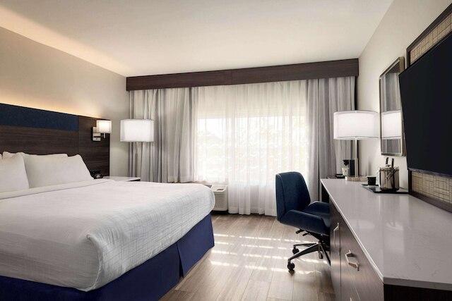 ウィンダム フェニックス エアポート / テンピ