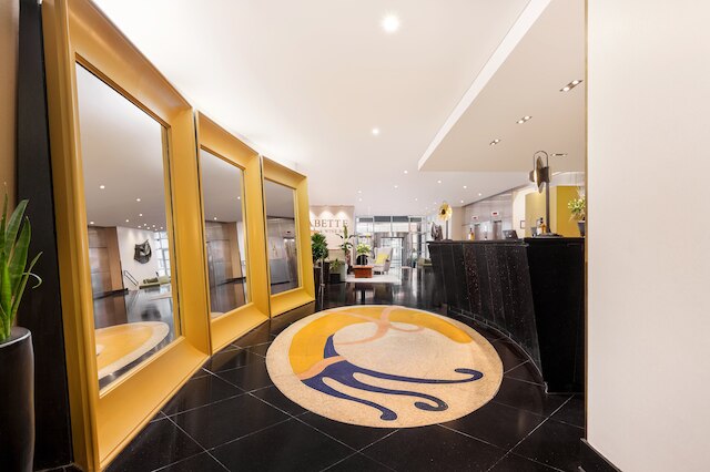 ミレニアム ホテル ロンドン ナイツブリッジ