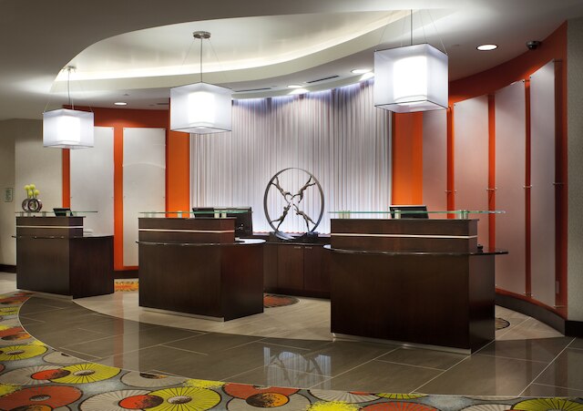 ヒルトン ガーデン イン デンバー / チェリー クリーク