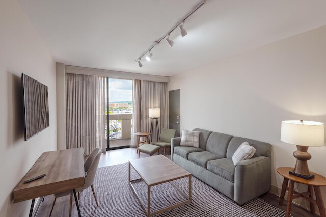 ヒルトン バーミンガム ダウンタウン アット UAB