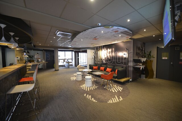 アイビス シャトー ドゥ フォンテンブロー