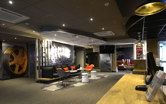 アイビス シャトー ドゥ フォンテンブロー