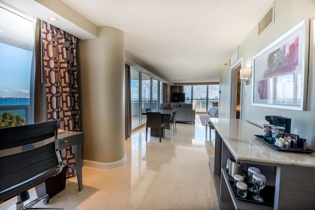 ダブルツリー バイ ヒルトン グランド ホテル ビスケーン ベイ