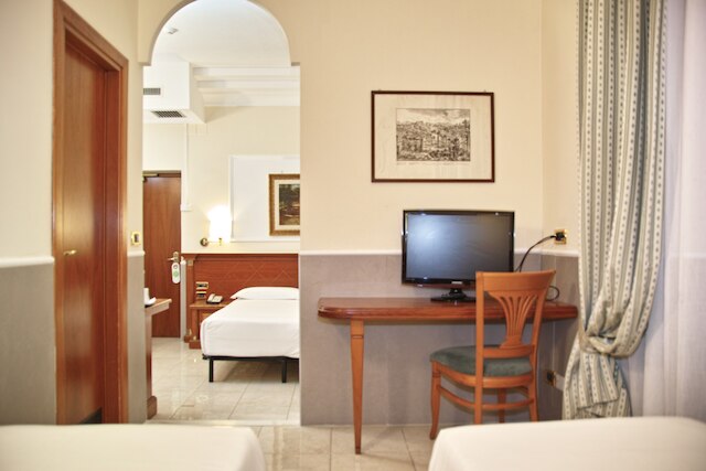 ホテル ヒベリア