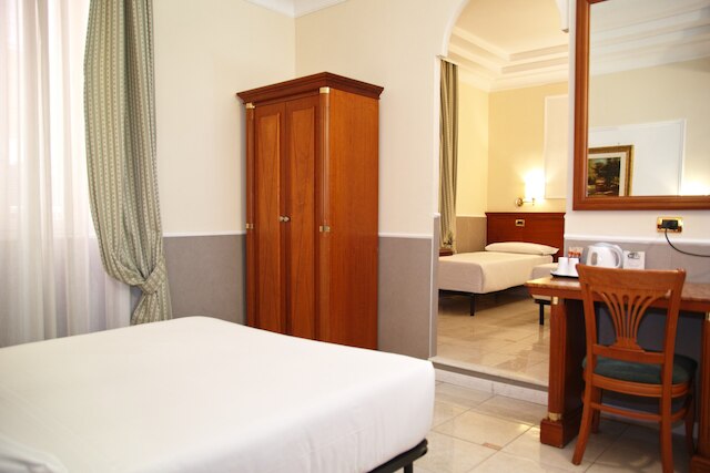 ホテル ヒベリア