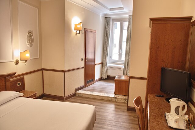 ホテル ヒベリア