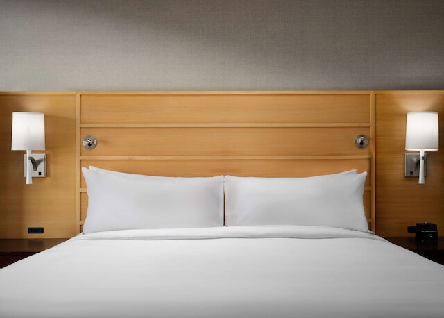 ソネスタ レドンド ビーチ & マリーナ