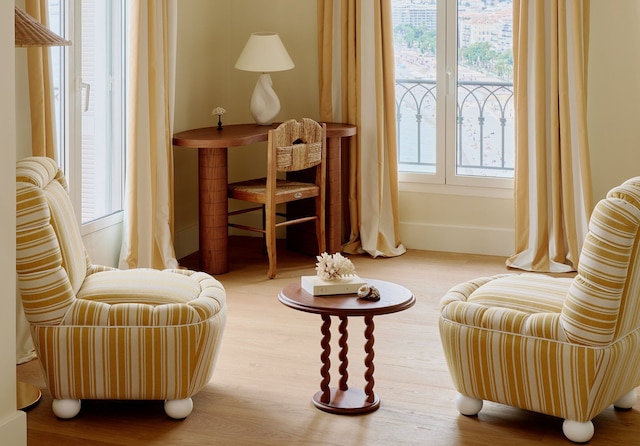 ホテルラペルーズニース