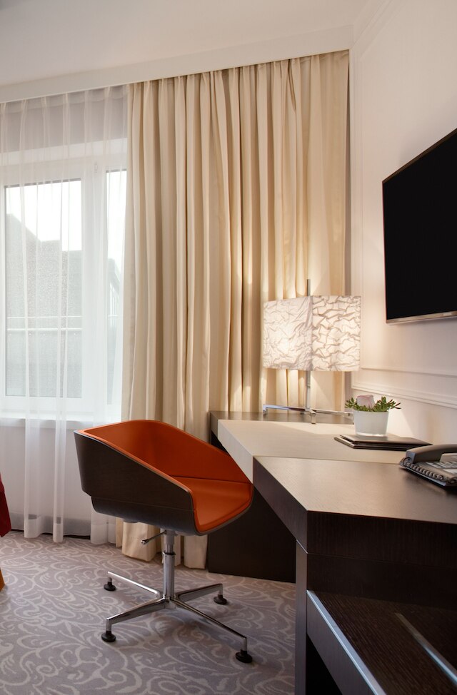 ホテル フィア ヤーレスツァイテン ケンピンスキー ミュンヘン