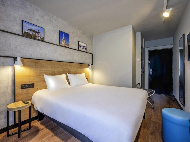 イビス ラ ロシェル ヴューポール