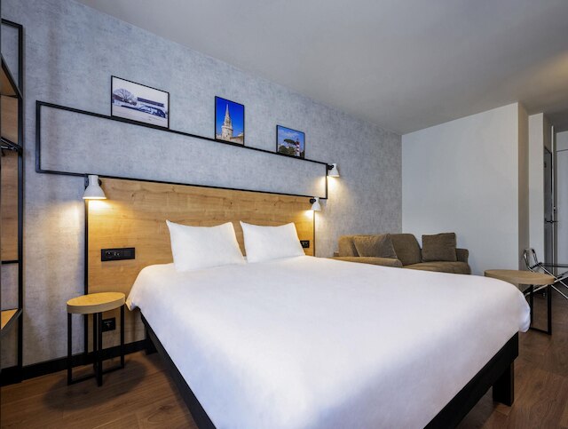 イビス ラ ロシェル ヴューポール