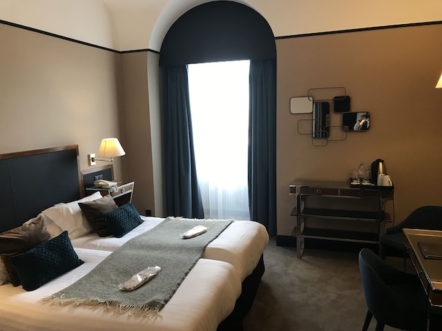 ホテル カールトン