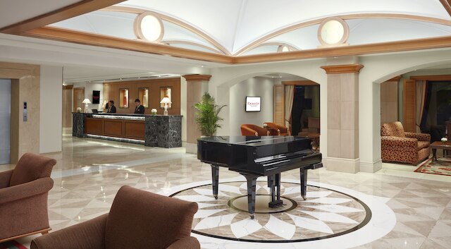 ラマダ プラザ パーム グローヴ