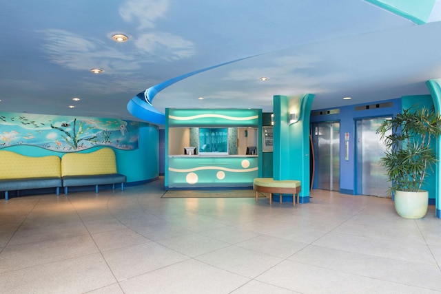 アストン ワイキキ サークル ホテル