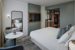 ル メリディアン パリ アーク ド トリオンフ