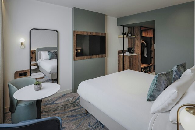 ル メリディアン パリ アーク ド トリオンフ