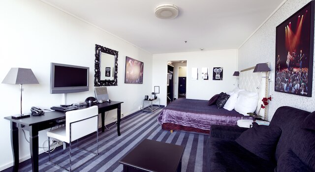 ホームホテル グランド オラヴ