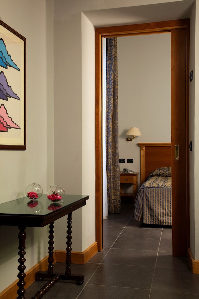 ホテル ディプロマティック