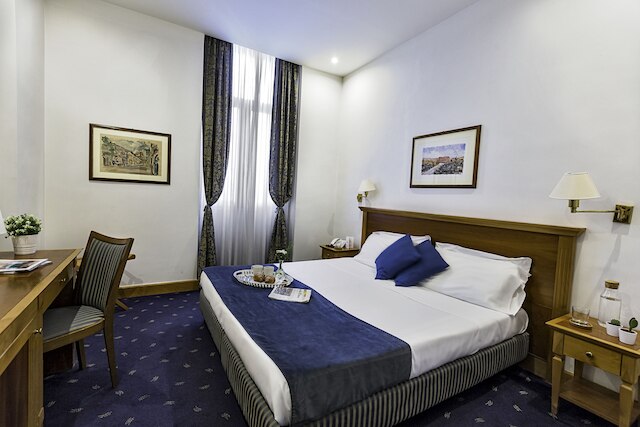 ホテル ディプロマティック