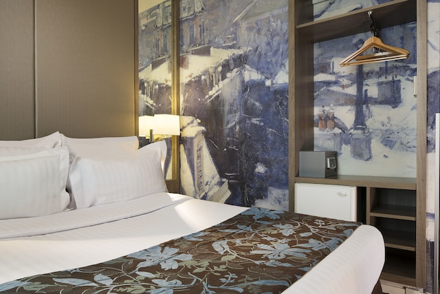 ホテル トゥレンヌ ル マレ