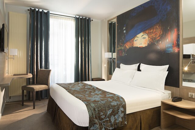 ホテル トゥレンヌ ル マレ