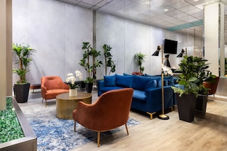 OYO タイムズ スクエア