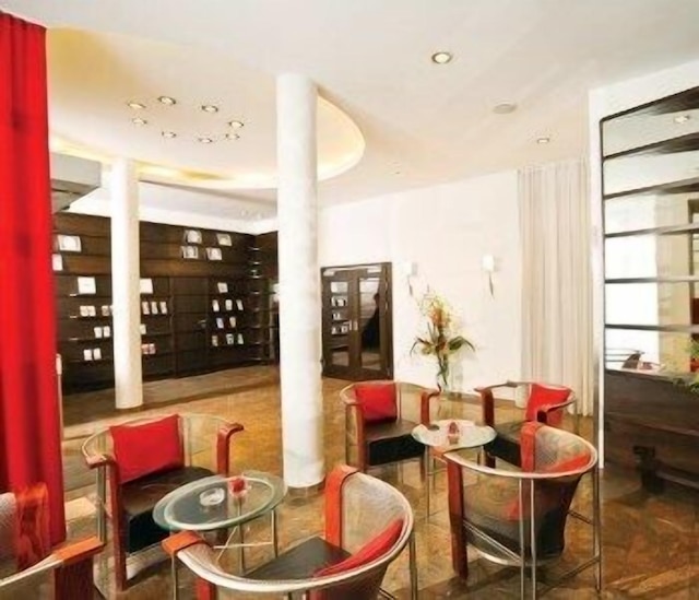 ホテル ボルツマン