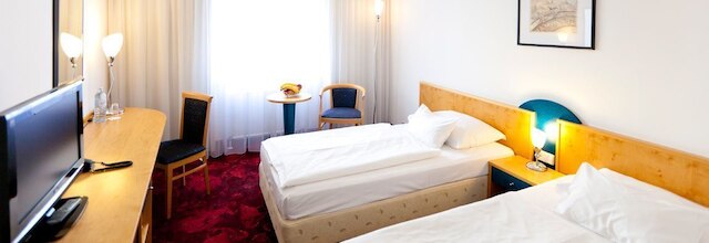 ホテル ボルツマン