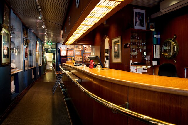 ロード ネルソン ホテル