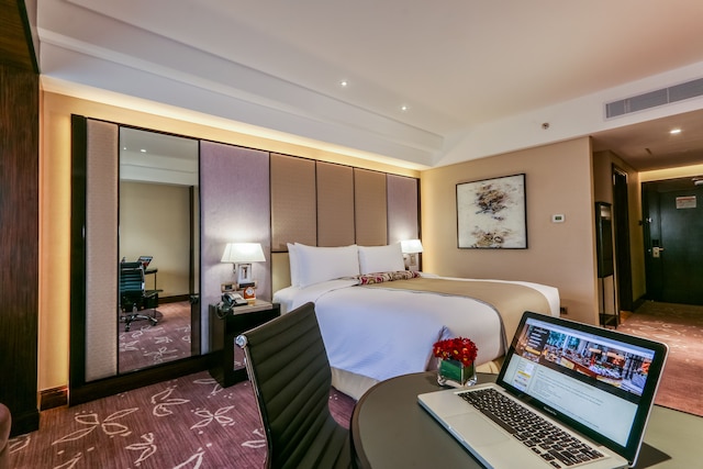 ダイアモンド ホテル フィリピン